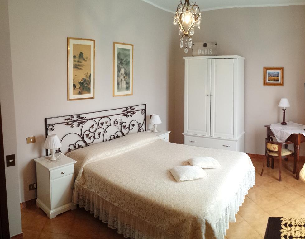 Al Vecchio Olivo Bed & Breakfast Frascati Ruang foto