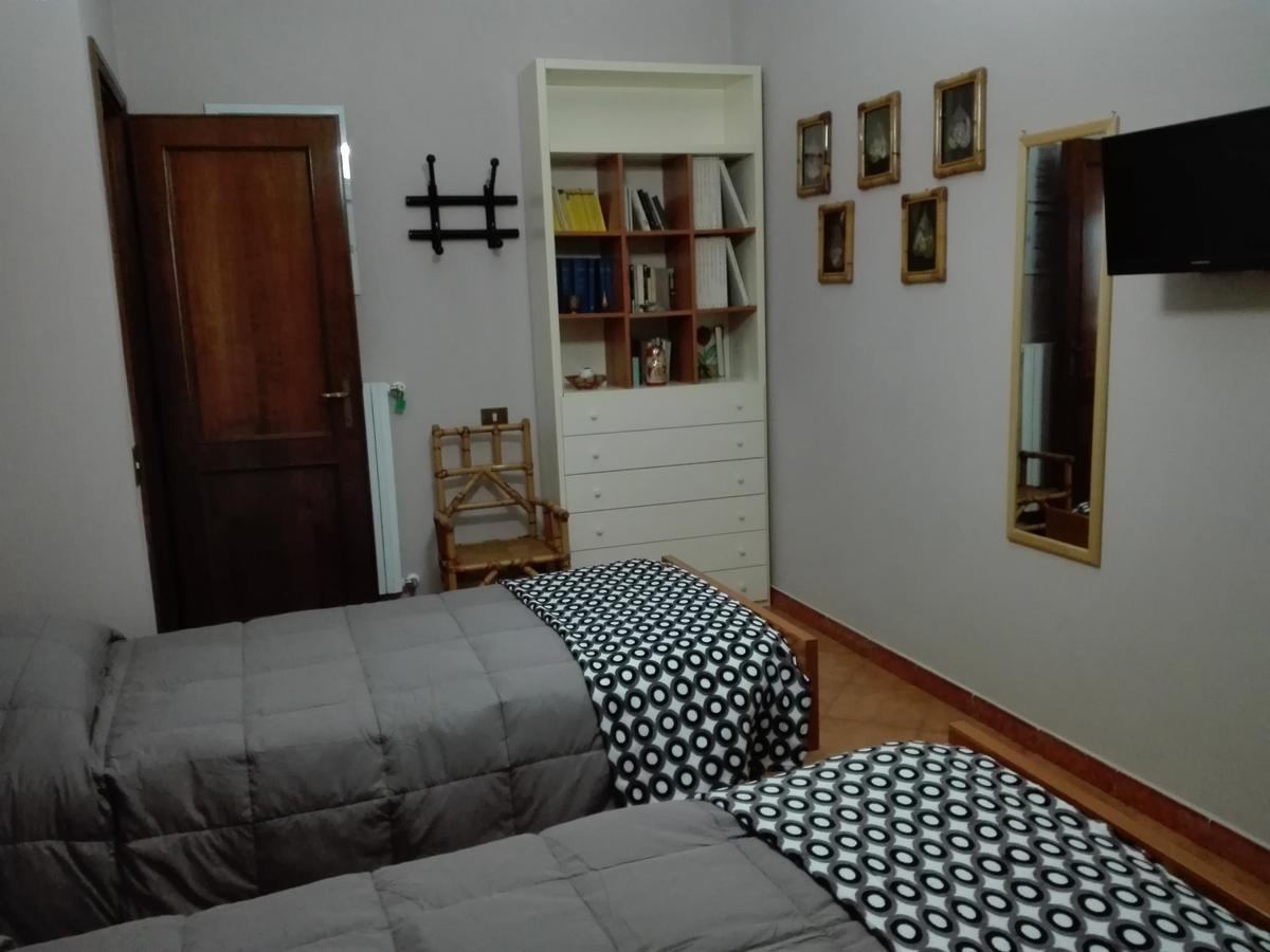 Al Vecchio Olivo Bed & Breakfast Frascati Bagian luar foto
