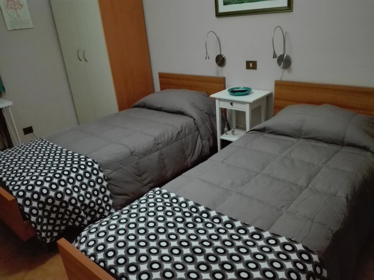 Al Vecchio Olivo Bed & Breakfast Frascati Bagian luar foto
