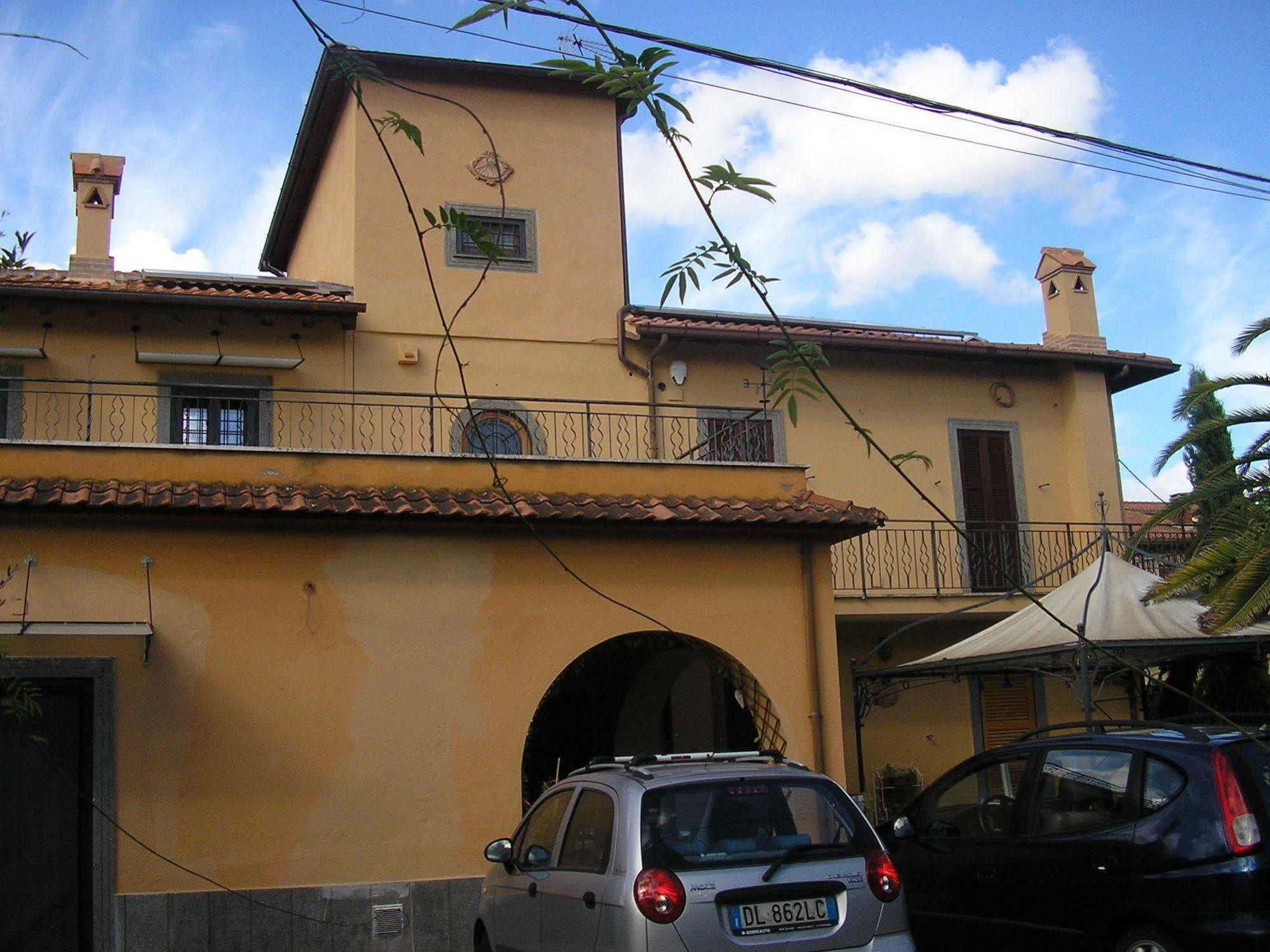 Al Vecchio Olivo Bed & Breakfast Frascati Bagian luar foto