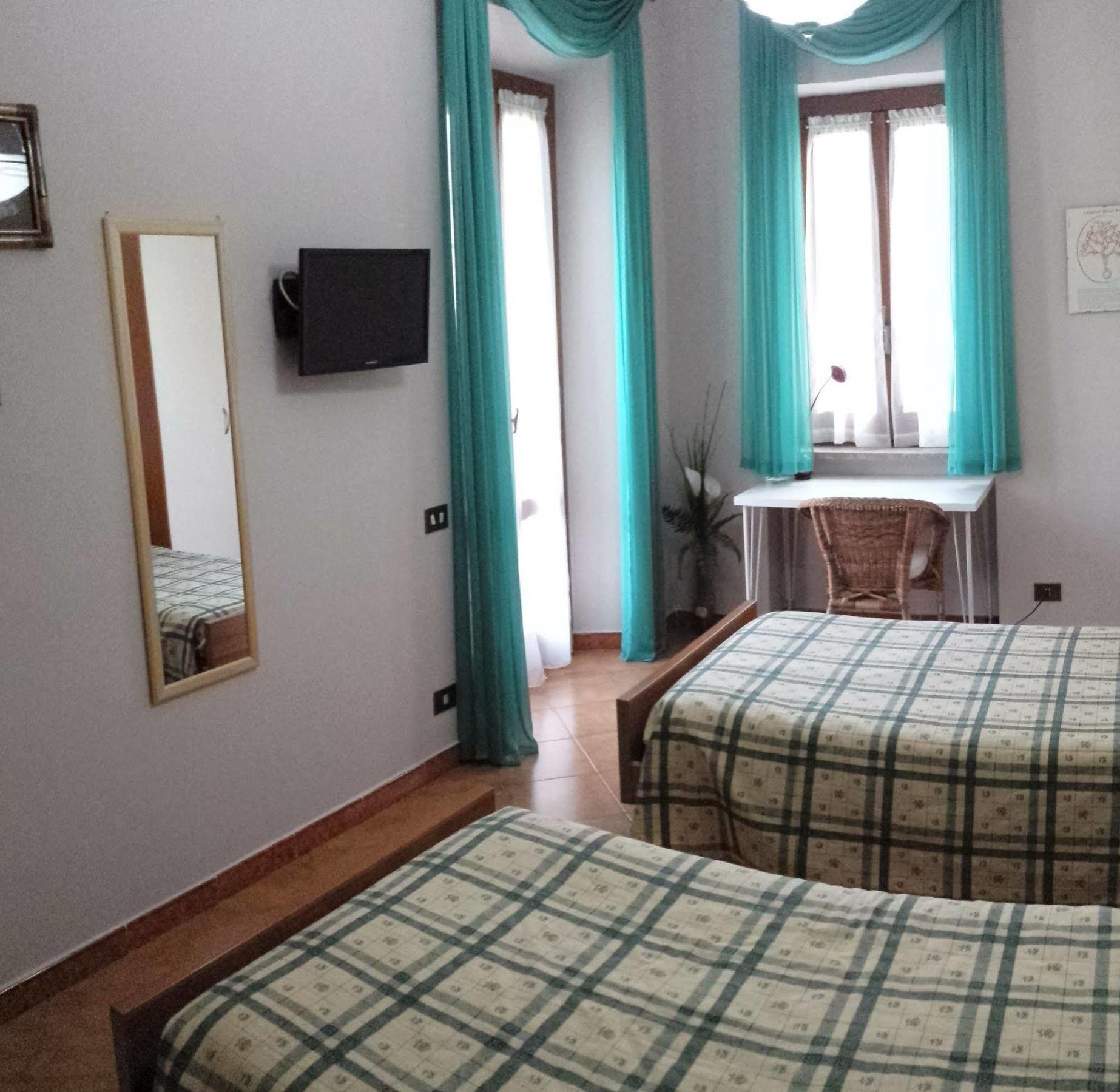 Al Vecchio Olivo Bed & Breakfast Frascati Bagian luar foto