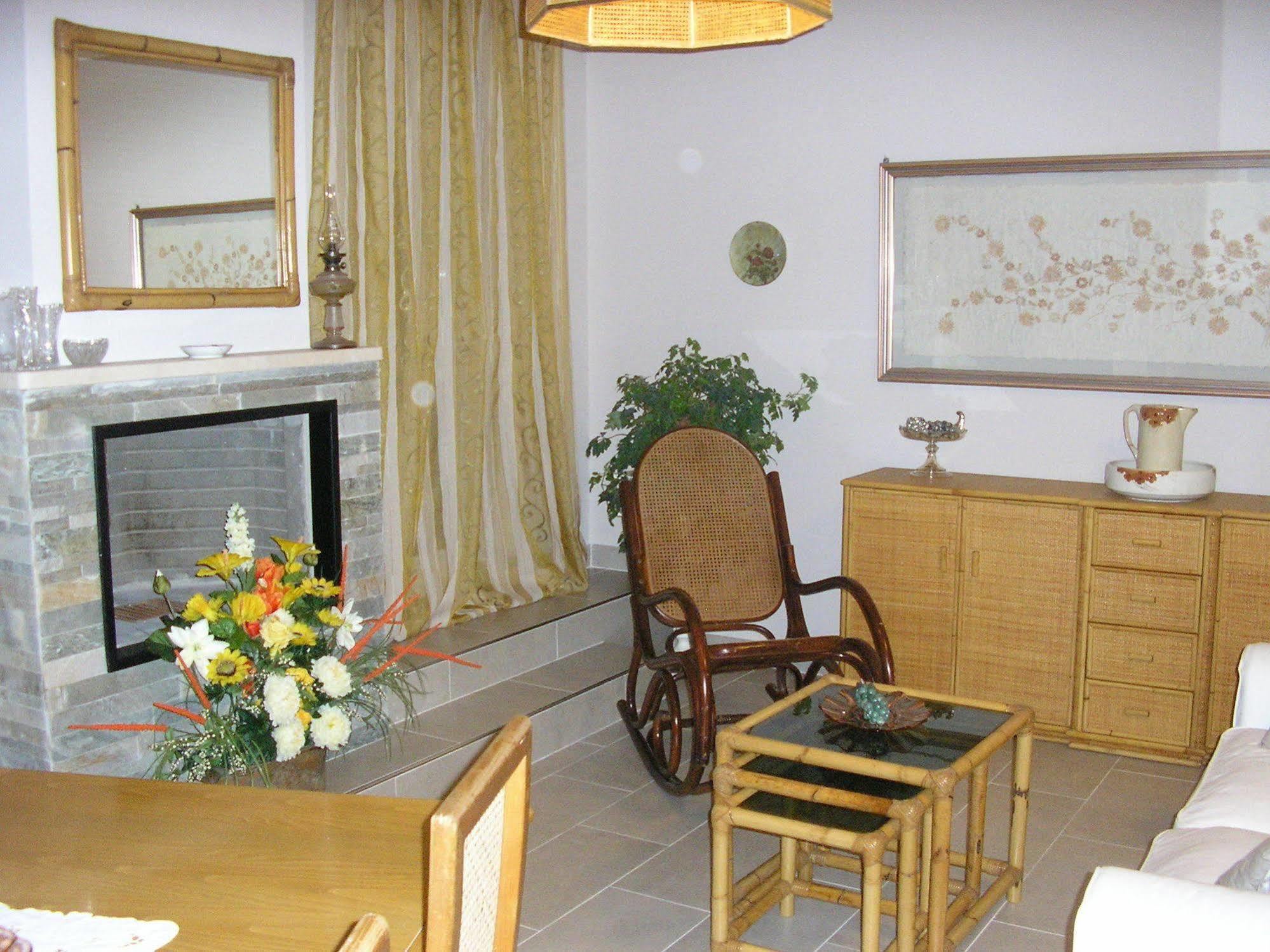 Al Vecchio Olivo Bed & Breakfast Frascati Bagian luar foto