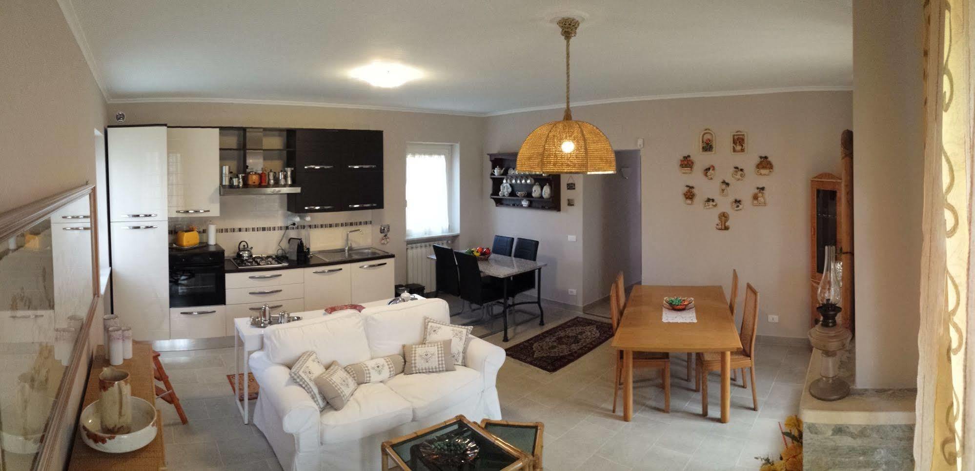 Al Vecchio Olivo Bed & Breakfast Frascati Bagian luar foto