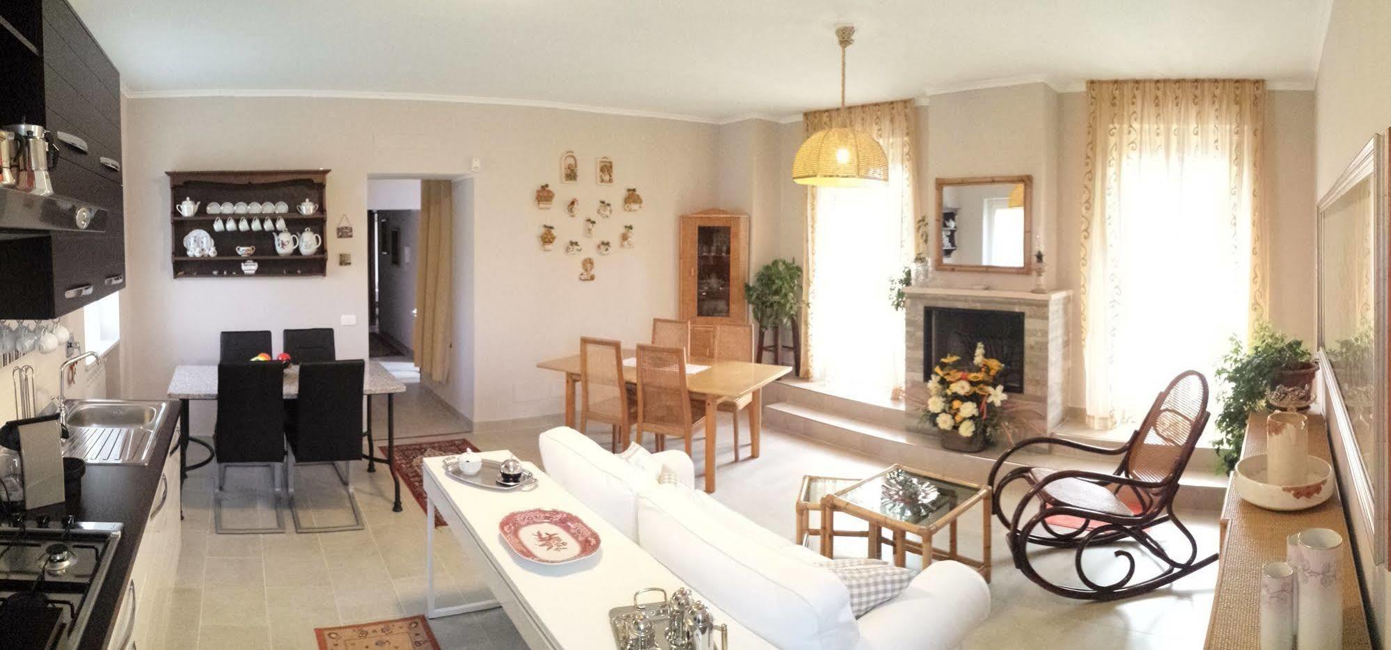 Al Vecchio Olivo Bed & Breakfast Frascati Bagian luar foto